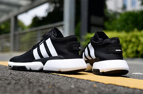 cheap replica adidas shoes